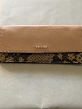 COACH slim ladies python print & pink envelope wallet w/card slots, coin pocket
